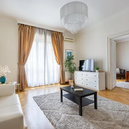 Gde Károly Apartmant Apartamento Budapest